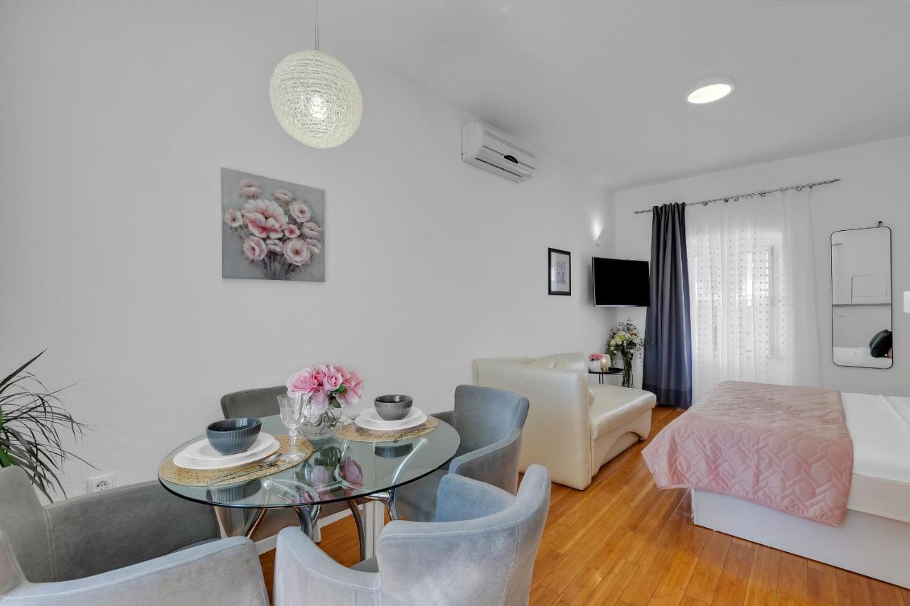 Luxury City Center Apartments Makarska Eksteriør billede