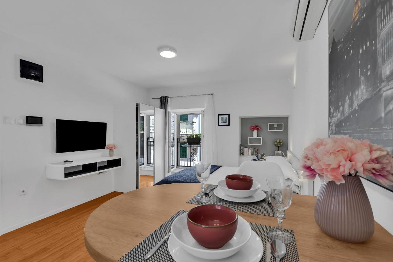 Luxury City Center Apartments Makarska Eksteriør billede