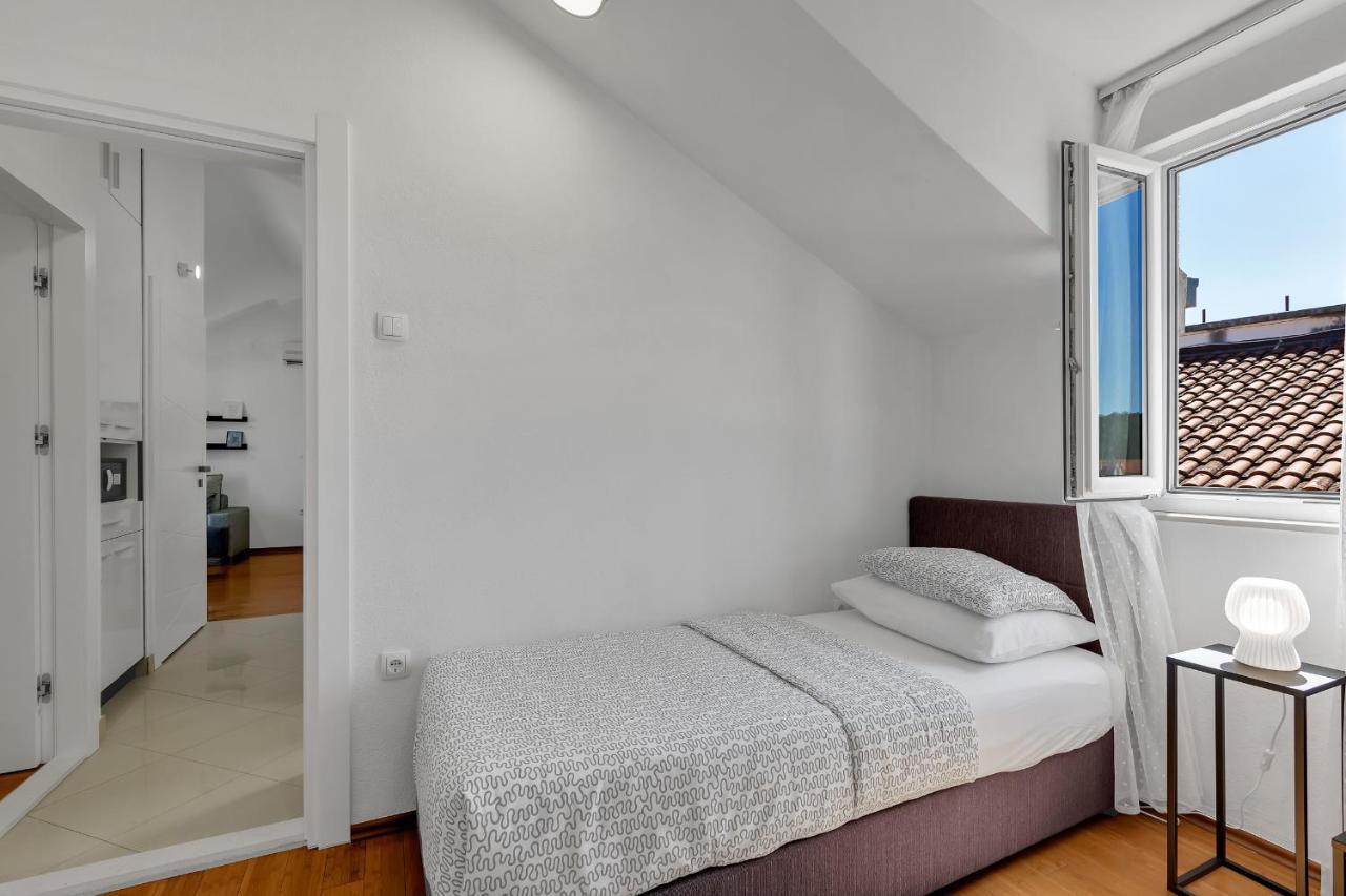 Luxury City Center Apartments Makarska Eksteriør billede