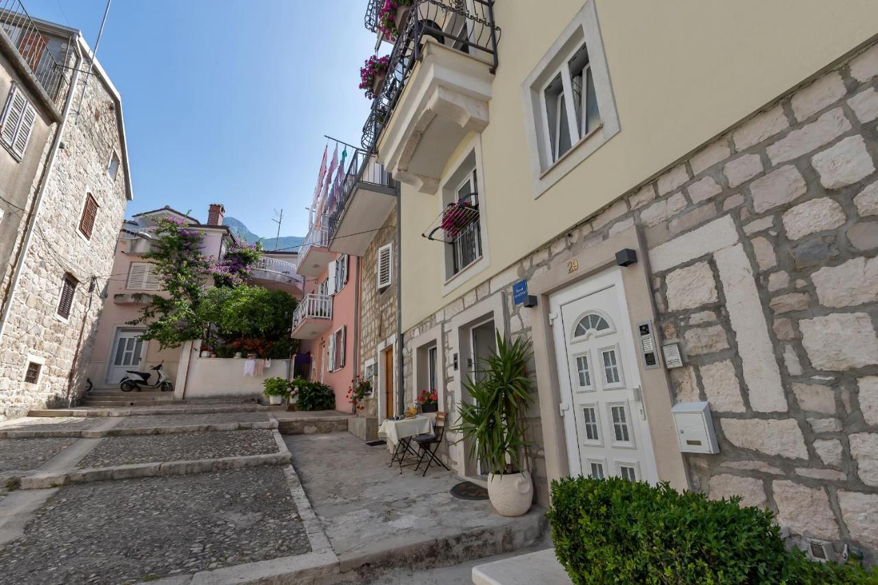 Luxury City Center Apartments Makarska Eksteriør billede