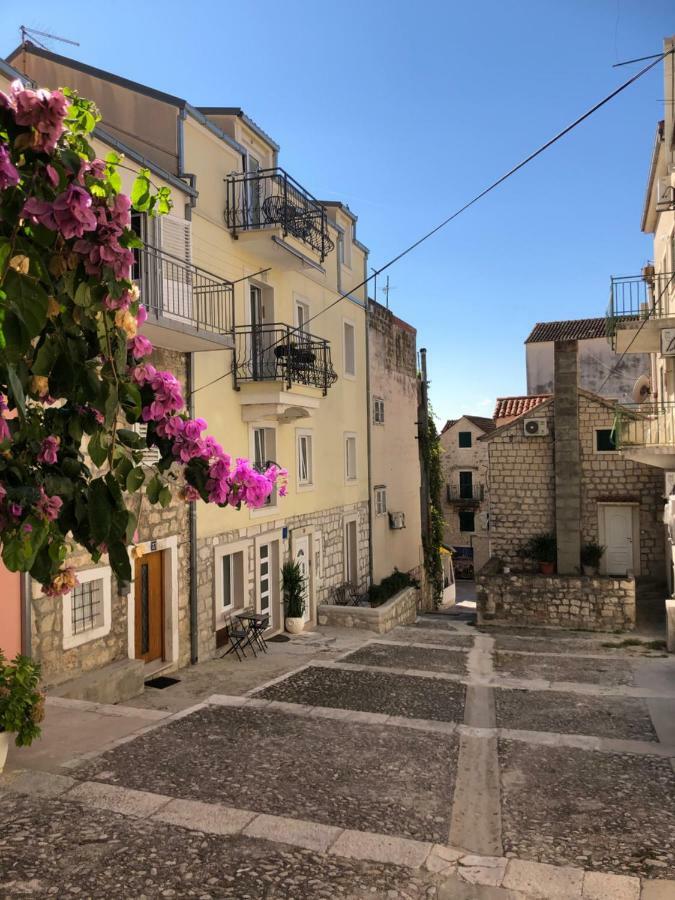 Luxury City Center Apartments Makarska Eksteriør billede
